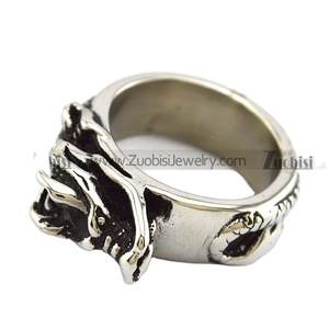 Anello Unisex in Acciaio Inossidabile Stile Vintage Orientale Antico, con Drago Intagliato e Placcato Oro, Ecologico - Product Image 3