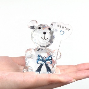 Adorabili Bomboniere in Cristallo per Baby Shower, Orsetto in Vetro '<span class=keywords><strong>È</strong></span> un Maschio' - Product Image 1