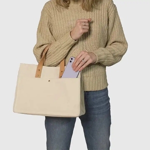 Bolsa de Compras de Lona de Algodón Natural Estereoscópica con Logotipo Personalizado, Gran Capacidad, Duradera, con Correa Cruzada y Múltiples Bolsillos - Product Image 4