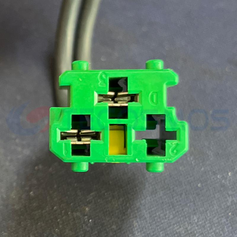 Car Connector For plug has three green pins CT3-0233M