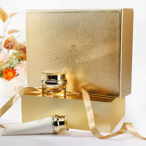 Nuevo proceso de caja de embalaje de impresión de Oro 4 juegos de caja de cuidado de la piel insertada en el embalaje de revestimiento de papel y plástico - Product Image 3