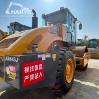 مدحلة اهتزازية أحادية الأسطوانة XCMG XS143J مستعملة موثوقة بوزن 14 طن لدمك التربة في أعمال الطرق السريعة متوفرة في المخزون
