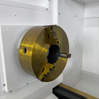 Tour CNC horizontal CK6180 en stock usine, déplacement de 1500 mm, guides larges et rigides, équipement d'usinage CNC de précision pour arbres