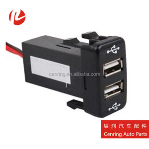 Caricatore Universale <span class=keywords><strong>per</strong></span> <span class=keywords><strong>Auto</strong></span> Elettrica <span class=keywords><strong>per</strong></span> Hiace 2005-13 <span class=keywords><strong>Doppia</strong></span> Presa <span class=keywords><strong>USB</strong></span> 2.1A 12V Caricatore <span class=keywords><strong>Auto</strong></span> 40MM*20MM - Product Image 3