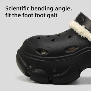 Pantoufles EVA à semelle épaissie d'hiver pour hommes Chaussures <span class=keywords><strong>de</strong></span> maison d'intérieur et d'extérieur Doublure en polaire antidérapante pour les chaussures <span class=keywords><strong>de</strong></span> confort par temps froid - Product Image 2