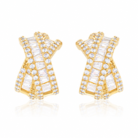 KAVNAR Boucles d'Oreilles Clous Croix avec Zircon Baguette, Laiton Plaqué Or 14K avec Tige Argent 925 Bijoux Mode Femme