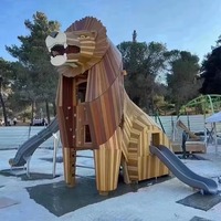 Toboggan tubulaire transparent sur le thème de la baleine bleue, série d'aventure style océan, pour parcs commerciaux et complexes hôteliers en extérieur, équipement en acier inoxydable