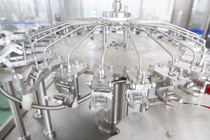Venta caliente Ventas directas de fábrica 2000BPH Línea completa de embotellado de agua mineral Línea de producción de plantas de llenado de agua mineral - Product Image 5