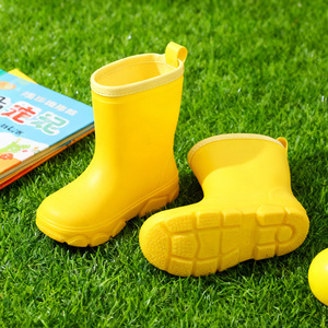 รองเท้าบูทยางกันน้ำเด็กแบบยาวถึงเข่า กันลื่น น้ำหนักเบา ใส่ได้ทั้งเด็กชายและเด็กหญิง สามารถใส่ซับในขนแคชเมียร์ได้ เหมาะสำหรับนักเรียน - Product Image 4