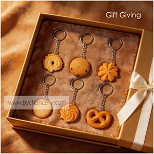 ของชำร่วยงานปาร์ตี้วันหยุด พวงกุญแจรูปคุกกี้เหมือนจริง ของตกแต่งกระเป๋าสุดฮิต DIY ของประดับตกแต่งคริสต์มาส ของขวัญชิ้นเล็กสำหรับแคมเปญการตลาด - Product Image 5
