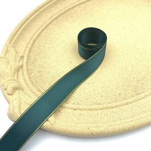 2.5 Gran Oferta Lazo de <span class=keywords><strong>Cinta</strong></span> de Grosgrain de Alta Calidad con Doble Borde Dorado para Manualidades, Decoración de Empaque y Adorno para Bodas y Navidad - Product Image 6