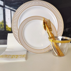 Platos de Plástico Dorados Resistentes Desechables con 25 Platos Principales de 10.25 Pulgadas y 25 Platos de Postre de 7.5 Pulgadas para Fiestas y Días Festivos - Product Image 4