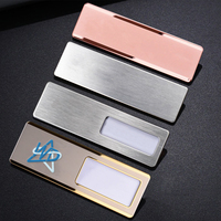 Plaques nominatives magnétiques réutilisables modernes plaquées or et argent, imprimées UV, porte-badges métalliques personnalisés avec logo, sublimation