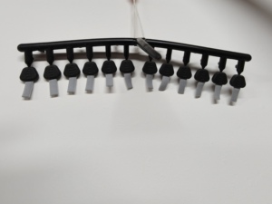 Máquina de fabricación de deslizadores de cremallera, línea de producción de tiradores de cremallera de <span class=keywords><strong>PVC</strong></span> y nailon, fabricación de tiradores de cremallera para bolsas tejidas - Product Image 5