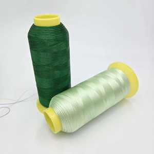 Fil à broder en polyester 100 % teint en filature, haute ténacité, pour <span class=keywords><strong>broderie</strong></span> machine haute vitesse et couture au crochet – Vente en gros - Product Image 2