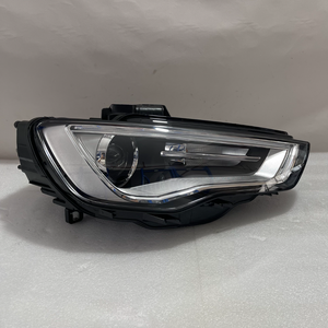 ไฟหน้าซีนอนแท้ใหม่ OEM รุ่น 8V0941005 8V0941006 สำหรับ Audi A3 S3 12V รุ่นก่อนปรับโฉม ปี 2012-2015 ด้านหน้า - Product Image 1