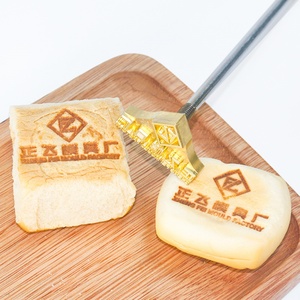 Poinçon à chaud en laiton pour marquage sur bois, cuir, gâteaux et burgers, avec logo personnalisé et conception de matrice - Product Image 4