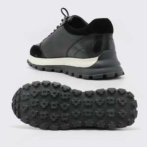 LANCI Sneakers Personalizzate in Vera Pelle Comode e Traspiranti per Marchi Privati con Design Personalizzato - Product Image 5