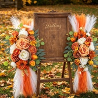 Ensemble d'arrangements floraux artificiels en soie orange chaud, style bohème, pour décoration d'arche de mariage avec herbe de la pampa et feuilles d'eucalyptus