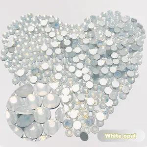 Yantuo Opal bianco di alta qualità SS20 argento retro cristallo di strass Flatback Non-Hotfix Nail Art Art capi Nail Art