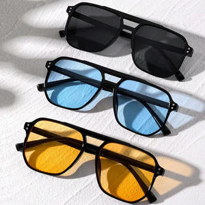 Lunettes de soleil tendance rétro à monture carrée avec protection UV, verres couleur gelée thème océan, double pont clouté pour style aviateur - Product Image 1