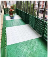 Dalles de sol de garage intérieures en PP massif au design moderne, résistantes à l'eau, écologiques, pour le lavage de voitures et la couverture de garage