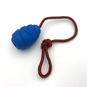 Pelota de Goma Roja Sólida para Entrenamiento de Perros, Juguete Promocional Resistente a Mordidas, Diseño Personalizable para Mascotas - Product Image 5