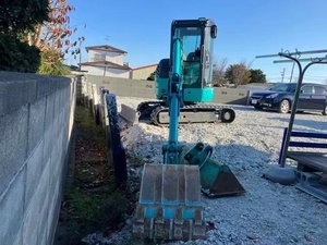 Mini-pelle Kobelco Sk35sr d'occasion Japon Original 3.5 tonnes Pelle sur chenilles Kobelco 35 d'occasion en vente - Product Image 3