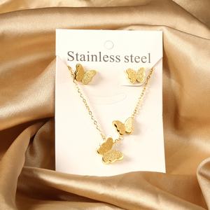 สร้อยคอเหล็กกล้าไร้สนิมออกแบบเองได้ ราคาประหยัด ชุบทอง 18K 14K เครื่องประดับจี้เหล็กกล้าไร้สนิมสวยงามสำหรับผู้หญิง - Product Image 3