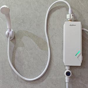 Chauffe-eau électrique sans réservoir 220V 5.5KW pour salle de bain, hôtel et usage domestique, prix compétitif du fabricant d'origine, en vente - Product Image 1