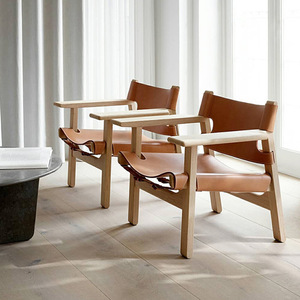 Fauteuil lounge capitonné en cuir véritable et bois massif |   Fauteuil design en gros pour chambre d'hôtel de luxe et mobilier scolaire - Product Image 2