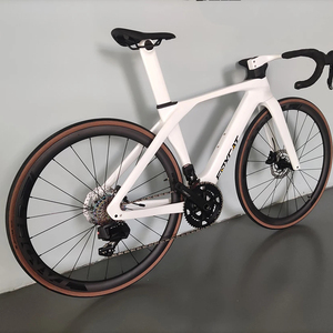 Nouveau cadre de vélo de route en fibre de carbone 2024, 22 vitesses, roues 700C, freins à disque hydrauliques, rayons en acier inoxydable, couleur personnalisable - Product Image 1