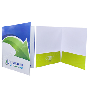 Vente en gros de dossiers de présentation professionnels en carton blanc 9x12 pouces 300 g/m², écologiques, recyclés, avec pochettes personnalisées, finition mate/brillante - Product Image 4