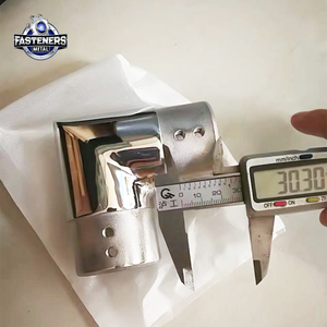 إنهاء المرآة 90 درجة كوع مستدير دافق ~ موصل غير قابل للصدأ لدرابزين الدرج الزجاجي ودرابزين - Product Image 1