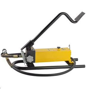 CP-700D Voetbediende Hogedruk Hydraulische Handpomp: Olieaangedreven, Handmatig Bediend, Draagbare Hydraulische Pomp - Product Image 1