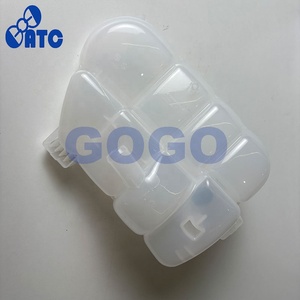 Réservoir de liquide de refroidissement de radiateur d'expansion et de trop-plein adapté pour Ford Kuga CV618K218BC/CV6Z8A080C pour le commerce extérieur - Product Image 6