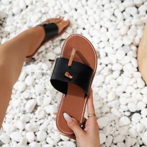 Factory Wholesale Summer New Round Head T-shaped <b>Clip</b> Toe Soft Bottom Comfortable Leisure Large Size Sandals Flat Slippers - Product Image 2