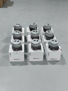 ตัวควบคุมดิจิตอลอัจฉริยะแบบนิวเมติก Valmet Me-tso รุ่น ND7000 ND9000 ND9103HX8T ND9206HE8T ใหม่เอี่ยม - Product Image 3