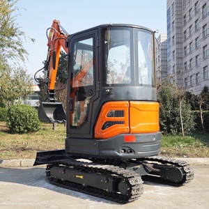 Mini Escavatore Cingolato Senza Coda da 4 Tonnellate con Cabina, Personalizzabile per Ingegneria e Costruzioni Edili, Alta Capacità di Scavo - Product Image 2