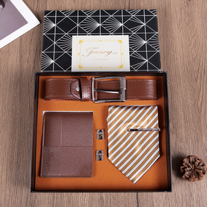 Set Regalo Personalizzato con Logo Stampato: Portafoglio, Cravatta e Orologio al Quarzo per la Festa del Papà, Festa dell'Uomo, Regalo per Fidanzato - Product Image 5