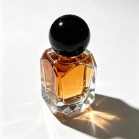 Flacon de parfum en verre taillé à facettes de luxe, 30 ml, 50 ml, flacon de parfum vide avec bouchon rond blanc pour emballage cosmétique