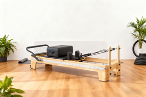 Équipement de <span class=keywords><strong>Pilates</strong></span> Reformer en bois de chêne, professionnel, durable, haute résistance, réglable, écologique, avec lit coulissant central, pour studio de yoga et soin du <span class=keywords><strong>corps</strong></span> - Product Image 3