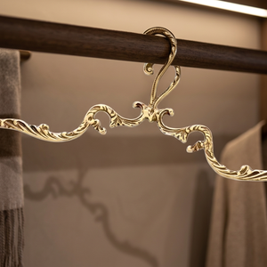 Cintre à vêtements en laiton orné, cintre à manteau vintage en laiton, cintre à vêtements antique en laiton, cintre décoratif en laiton - Product Image 1