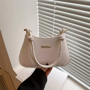 Bolso de Mujer 2026, Nuevo Bolso de Hombro de Cuero PU Tejido, Bolso de Moda con Solapa de Cuero para Mujer - Product Image 3