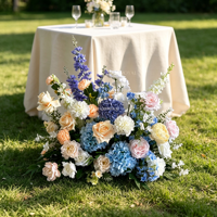 Vente en gros de fleurs artificielles réalistes pour mariage, fleurs bleues et blanches pour allée et centre de table pour événements de mariage
