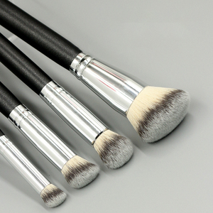 <span class=keywords><strong>Pinceau</strong></span> <span class=keywords><strong>de</strong></span> maquillage personnalisé <span class=keywords><strong>de</strong></span> grande taille, portable, multifonctionnel, à angle plat, pour <span class=keywords><strong>fond</strong></span> <span class=keywords><strong>de</strong></span> <span class=keywords><strong>teint</strong></span>, <span class=keywords><strong>pinceau</strong></span> incliné - Product Image 5