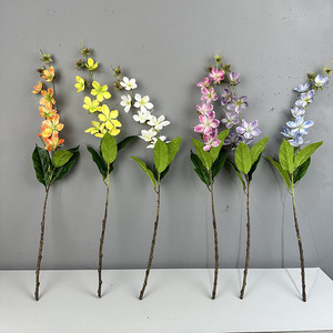 <span class=keywords><strong>Fleur</strong></span> <span class=keywords><strong>de</strong></span> <span class=keywords><strong>jasmin</strong></span> décorative intérieure réaliste <span class=keywords><strong>fleur</strong></span> artificielle fleurs <span class=keywords><strong>de</strong></span> simulation suspendues pour la décoration <span class=keywords><strong>de</strong></span> mariage - Product Image 3