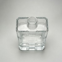 Bouteille de liqueur en verre transparent épais de 750 ml, carrée, gaufrée, avec bouchon en bois pour whisky/cognac/spiritueux - Personnalisable