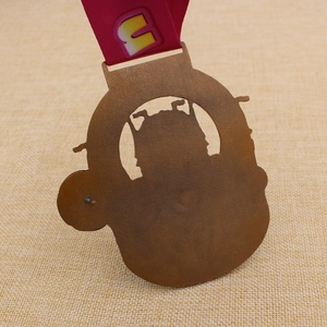 Médaille de défi de course de sport de château de bonbons de sucette mobile d'or antique de conception nouvelle avec des paillettes - Product Image 2