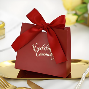 Sac en papier cadeau de Noël à conception gratuite, emballage personnalisé pour les fêtes, pour les bonbons et les cadeaux festifs - Product Image 2